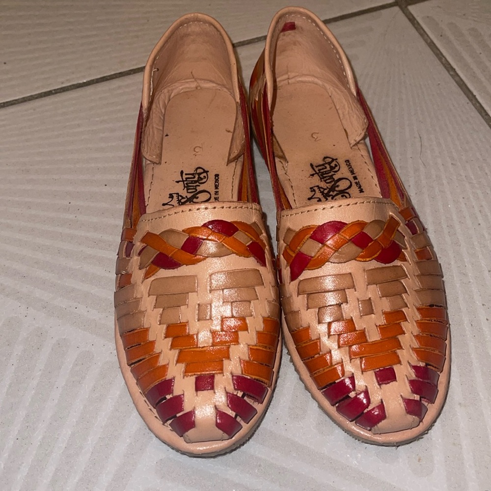MHandcrafted Leather loafers - Multicolor - fits a size 5 or 5.5 (women’s)